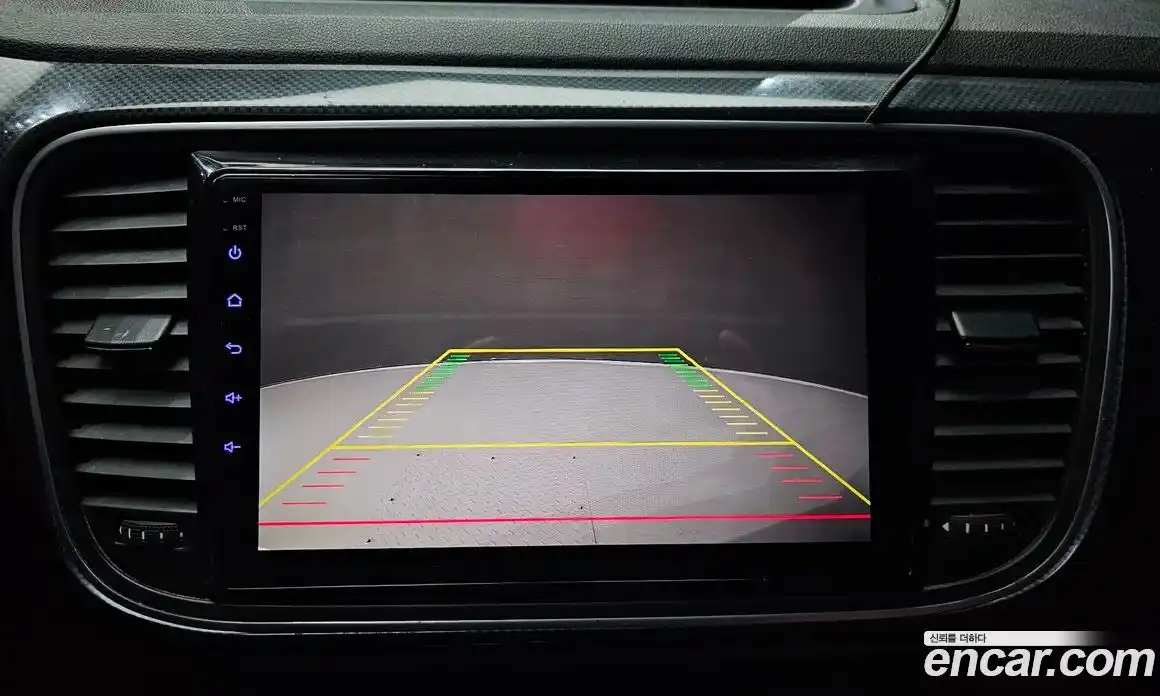 Volkswagen Beatle 2013 2.0 Автомат в Москве № 215235, фото 20