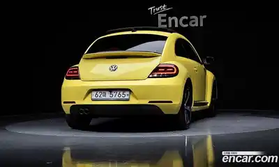 Volkswagen Beatle 2013 2.0 Автомат в Москве № 215235, миниатюра 2