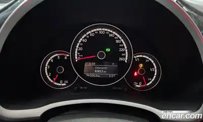 Volkswagen Beatle 2013 2.0 Автомат в Москве № 215235, миниатюра 7