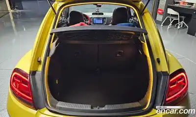 Volkswagen Beatle 2013 2.0 Автомат в Москве № 215235, миниатюра 10