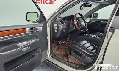 Volkswagen Touareg 2005 4.2 Автомат в Москве № 215372, миниатюра 11