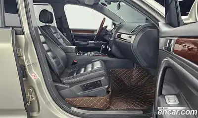 Volkswagen Touareg 2005 4.2 Автомат в Москве № 215372, миниатюра 10