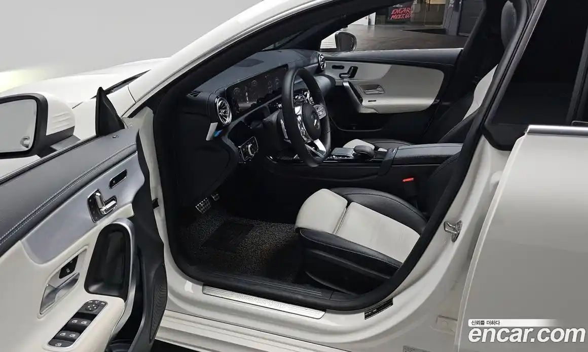 Mercedes-Benz CLA-Class 2020 2.0 Автомат в Москве № 219556, фото 16