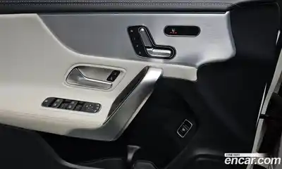 Mercedes-Benz CLA-Class 2020 2.0 Автомат в Москве № 219556, миниатюра 8