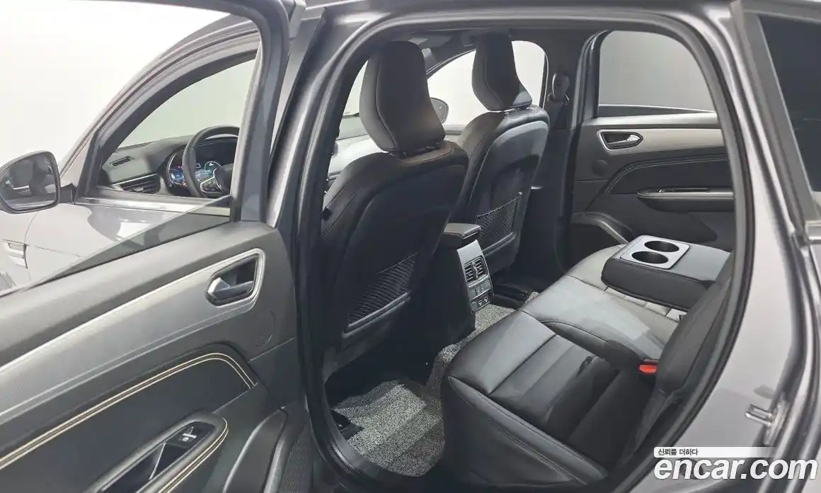 Renault Arkana 2025 1.6 Автомат в Москве № 220974, фото 17