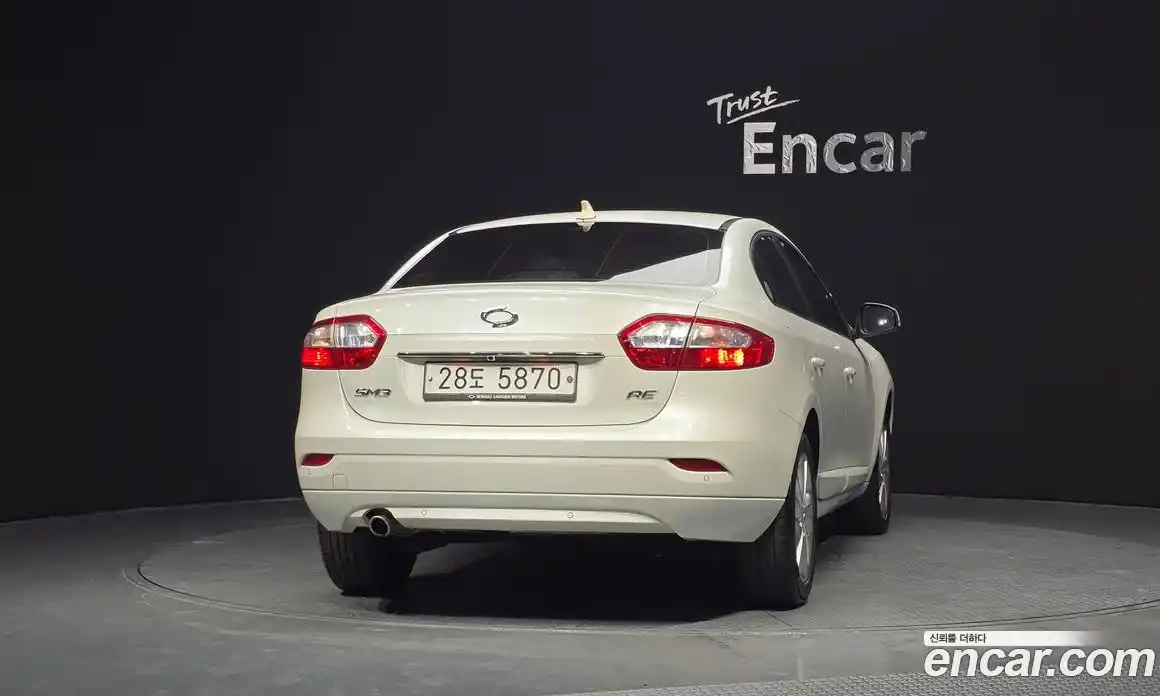 Renault SM3 2014 1.6 Автомат в Москве № 225984, фото 19