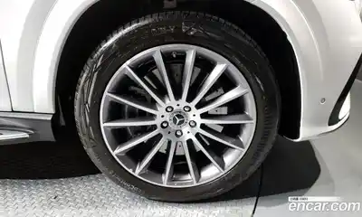 Mercedes-Benz GLE-Class 2025 3.0 Автомат в Москве № 229389, миниатюра 12