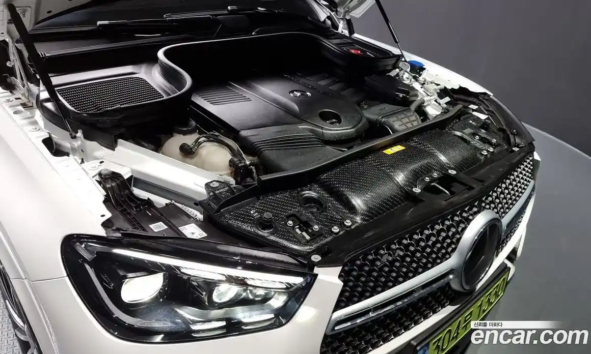 Mercedes-Benz GLE-Class 2025 3.0 Автомат в Москве № 229389, фото 13