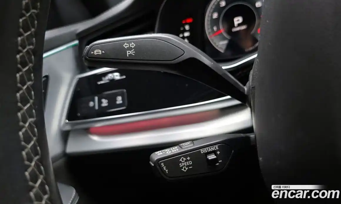 Audi Q8 2021 3.0 Автомат в Москве № 229892, фото 14