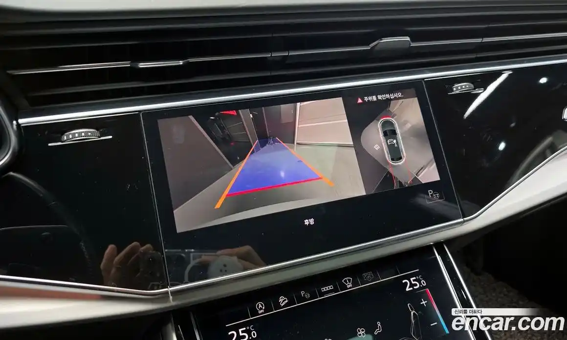 Audi Q8 2021 3.0 Автомат в Москве № 229892, фото 16