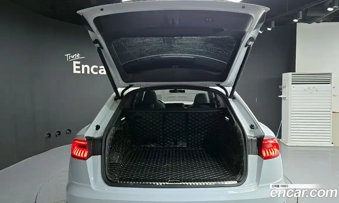 Audi Q8 2021 3.0 Автомат в Москве № 229892, фото 20