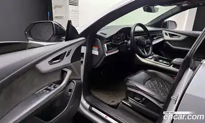 Audi Q8 2021 3.0 Автомат в Москве № 229892, миниатюра 10