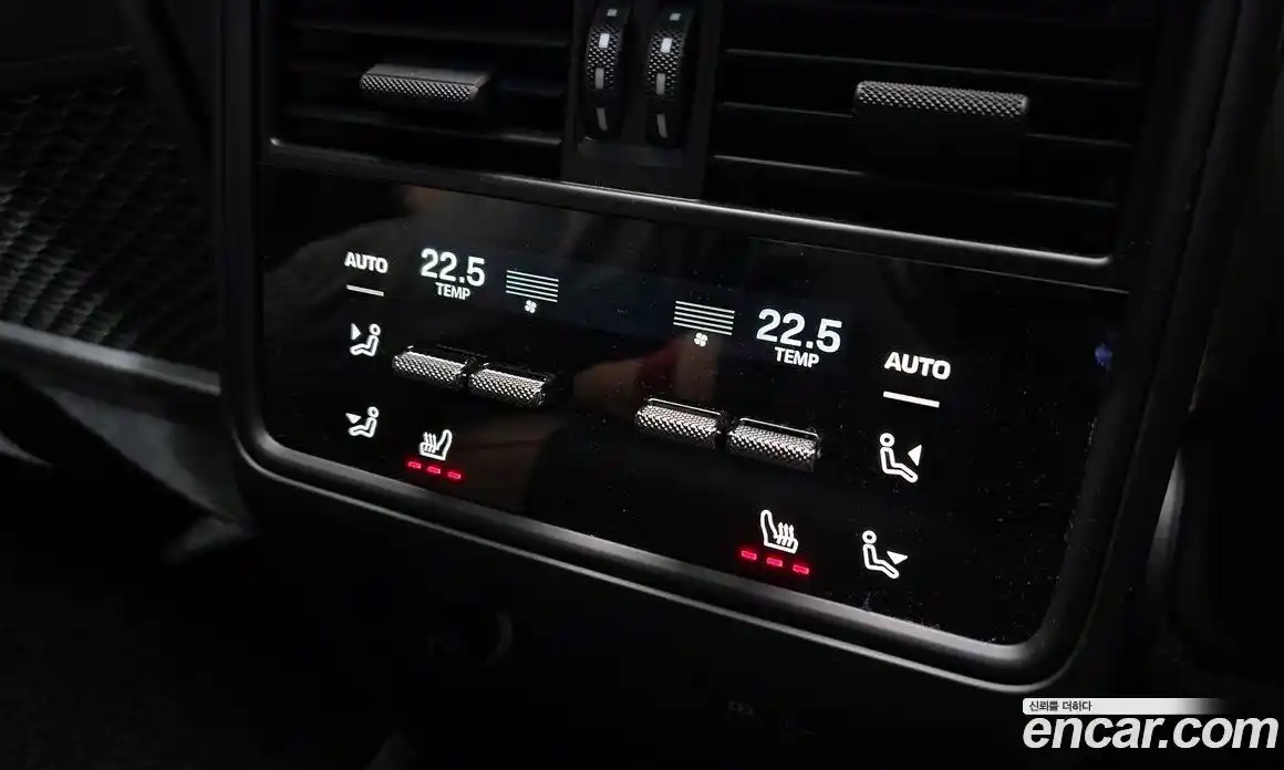 Porsche Cayenne 2024 3.0 Автомат в Москве № 230964, фото 19