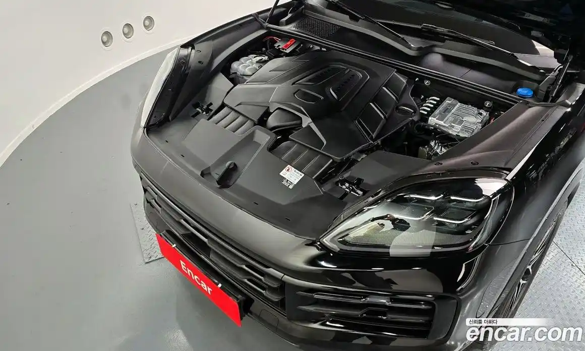 Porsche Cayenne 2024 3.0 Автомат в Москве № 230964, фото 6