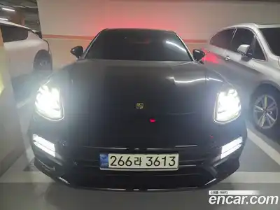 Porsche Panamera, 2022