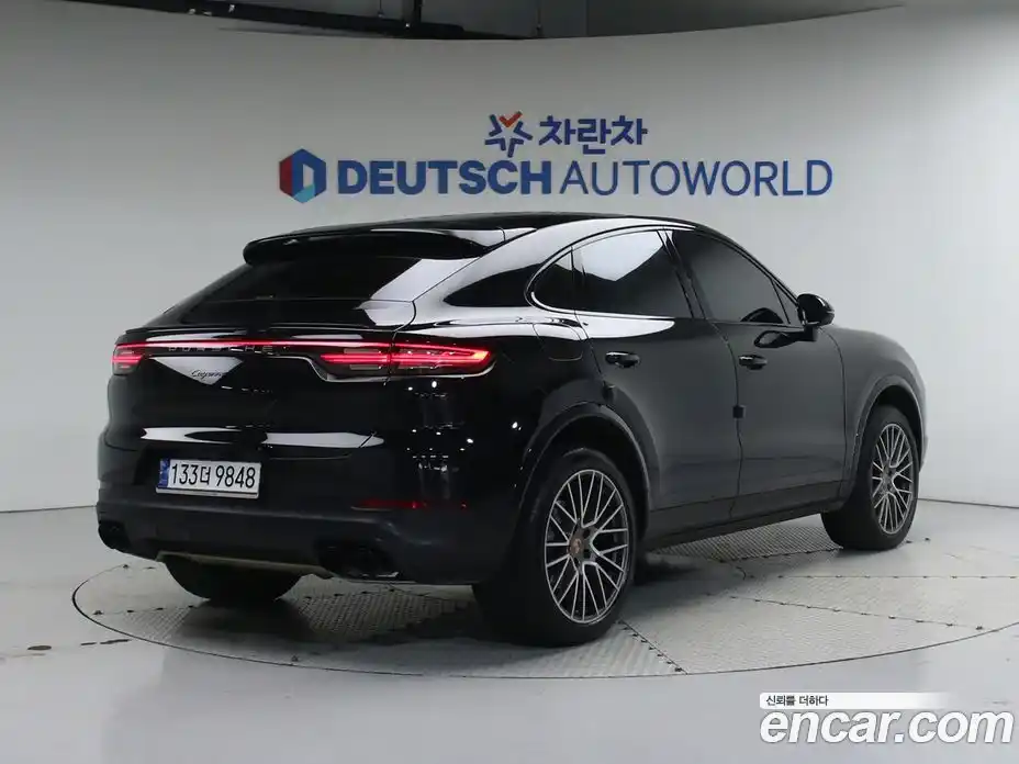 Porsche Cayenne 2023 3.0 Автомат в Москве № 231075, фото 3