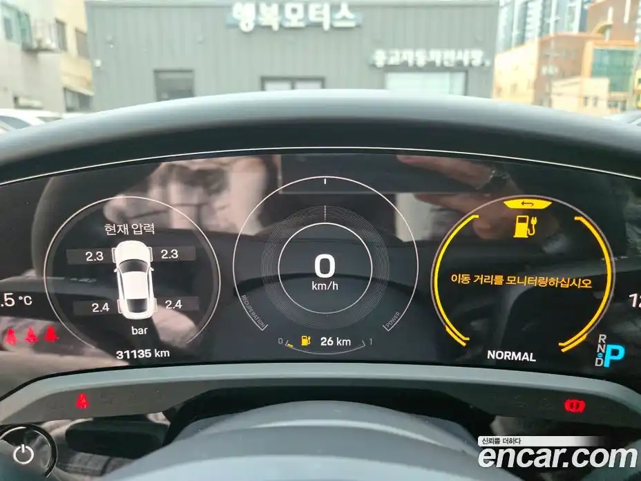 Porsche Taycan 2024 0.1 Автомат в Москве № 231076, фото 15