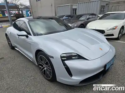 Porsche Taycan 2024 0.1 Автомат в Москве № 231076, миниатюра 3