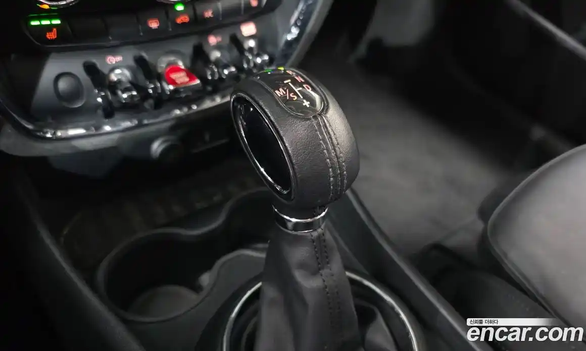 Mini Clubman 2019 1.5 Автомат в Москве № 231154, фото 15