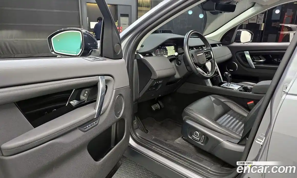 Land Rover Discovery Sport 2021 2.0 Автомат в Москве № 231235, фото 18