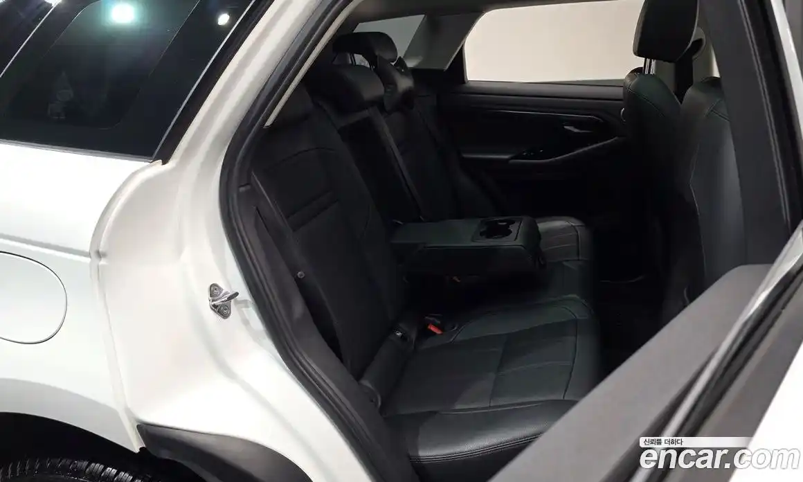 Land Rover Range-Rover Evoque 2021 2.0 Автомат в Москве № 231254, фото 14