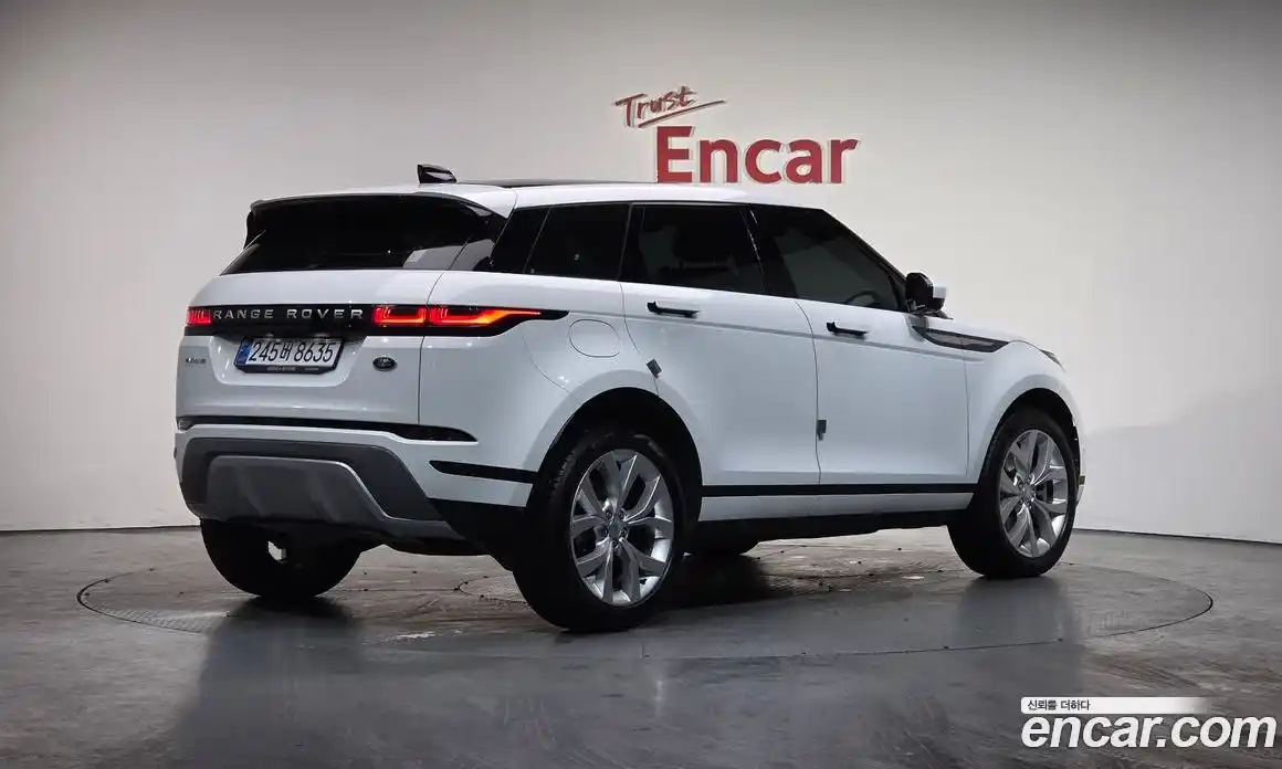 Land Rover Range-Rover Evoque 2021 2.0 Автомат в Москве № 231254, фото 15