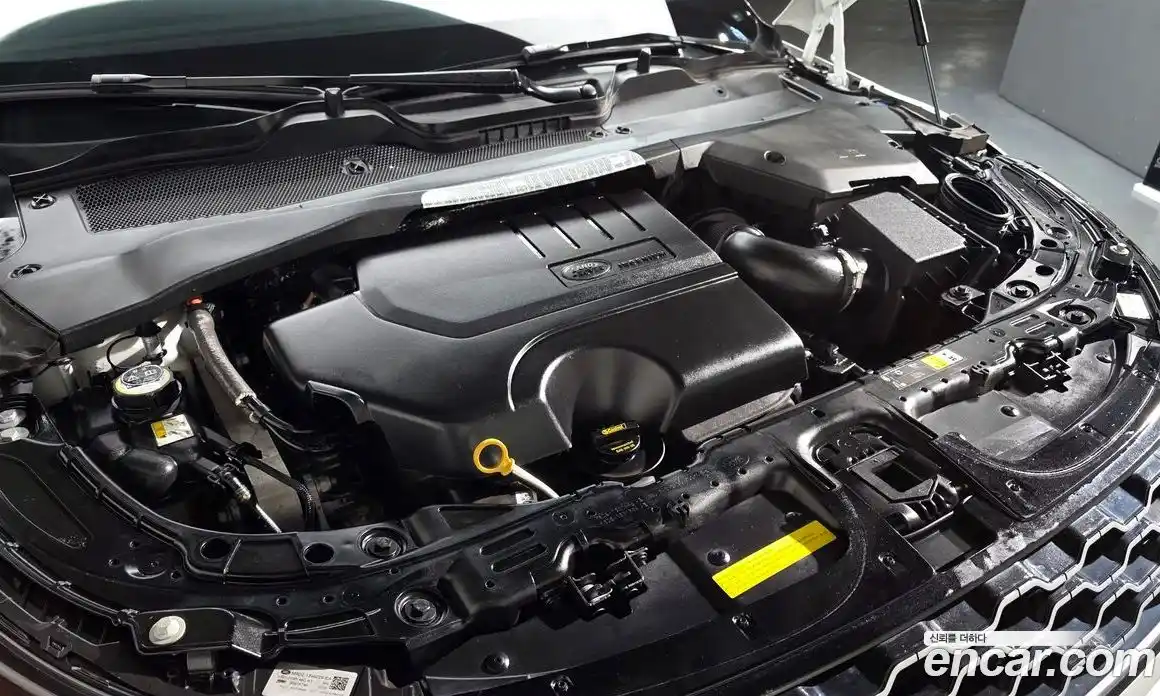 Land Rover Range-Rover Evoque 2021 2.0 Автомат в Москве № 231254, фото 16