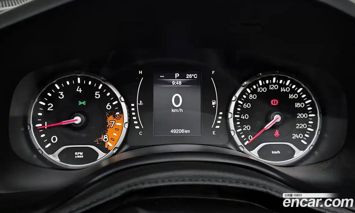 Jeep Renegade 2015 2.4 Автомат в Москве № 232346, фото 11