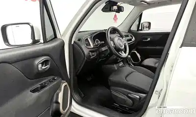 Jeep Renegade 2015 2.4 Автомат в Москве № 232346, миниатюра 7