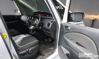 Mazda Biante 2010 2.0 Автомат в Москве № 236102, миниатюра 11