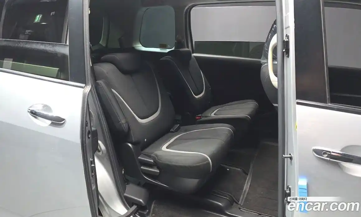 Mazda Biante 2010 2.0 Автомат в Москве № 236102, фото 12