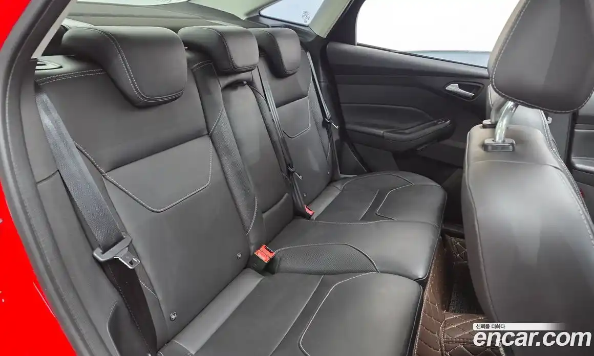 Ford Focus 2016 1.5 Автомат в Москве № 245646, фото 19