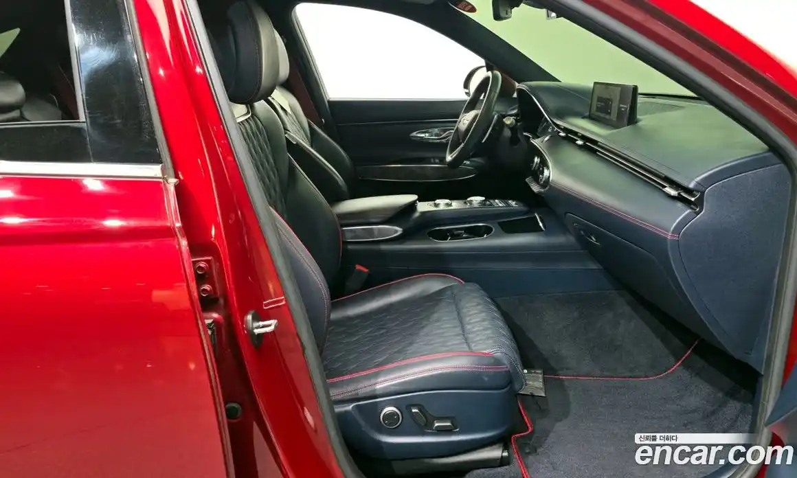 Genesis GV70 2022 2.5 Автомат в Москве № 24621, фото 14