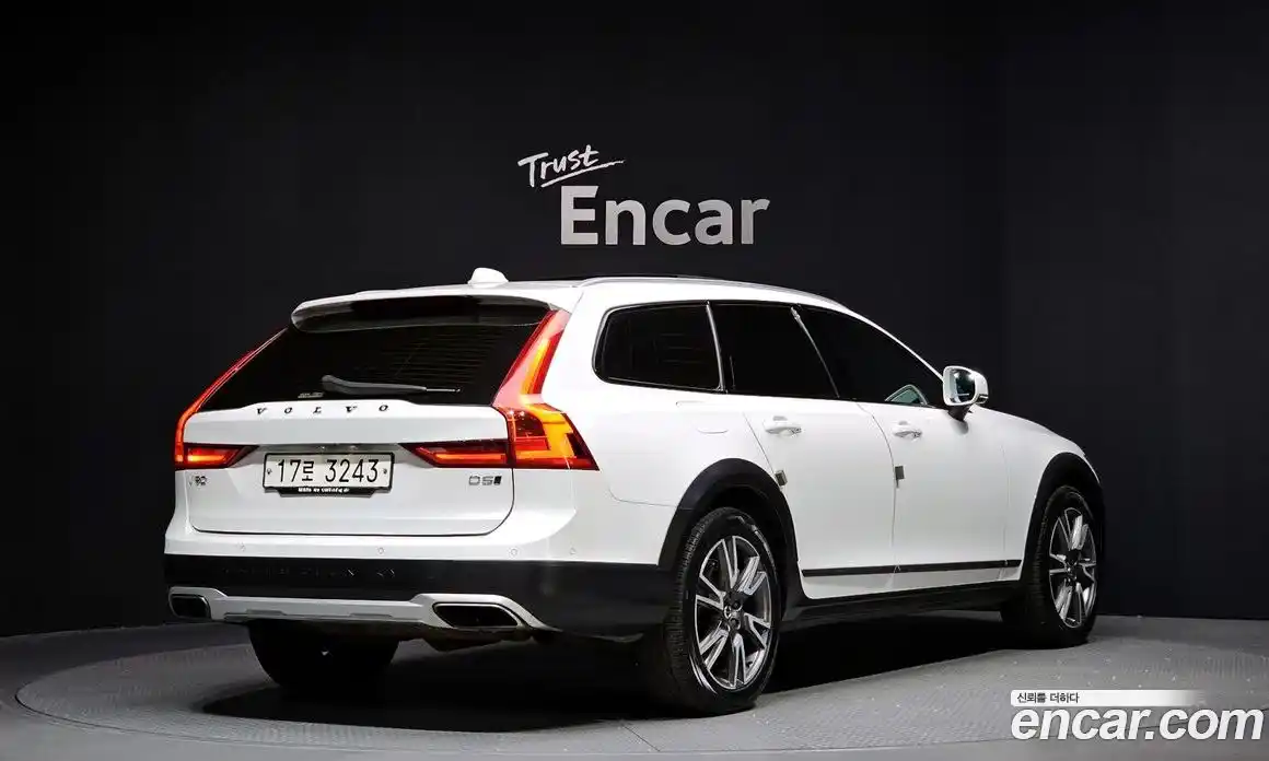 Volvo V90 2018 2.0 Автомат в Москве № 251277, фото 18