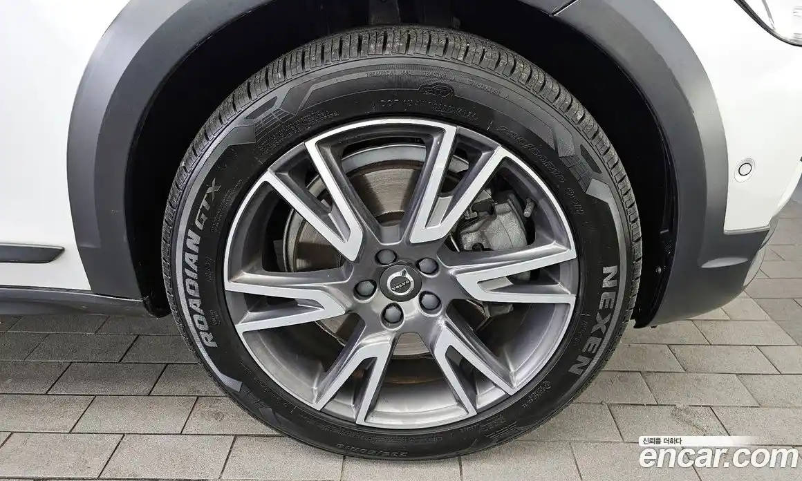 Volvo V90 2018 2.0 Автомат в Москве № 251277, фото 6