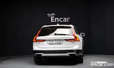 Volvo V90 2018 2.0 Автомат в Москве № 251277, миниатюра 10