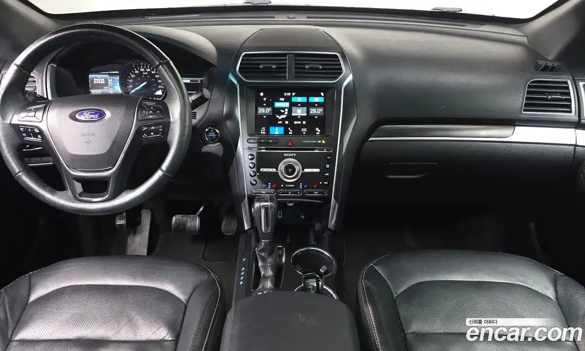 Ford Explorer 2018 2.3 Автомат в Москве № 255536, фото 12