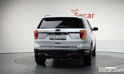 Ford Explorer 2018 2.3 Автомат в Москве № 255536, миниатюра 7