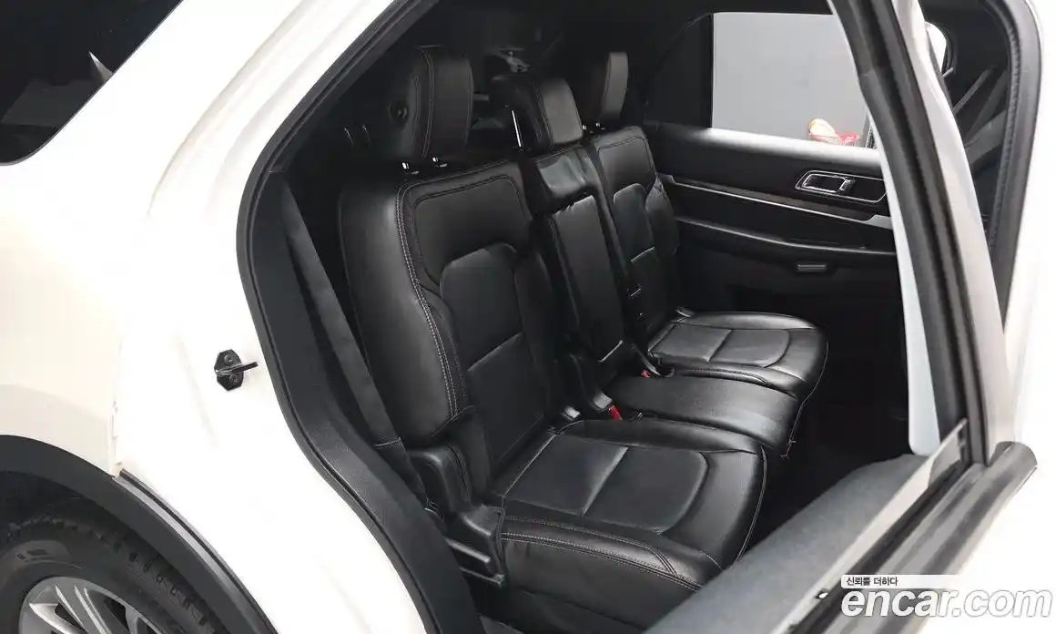 Ford Explorer 2018 2.3 Автомат в Москве № 255536, фото 10