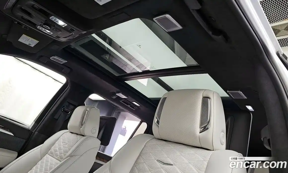 Cadillac Escalade 2025 6.2 Автомат в Москве № 256350, фото 19