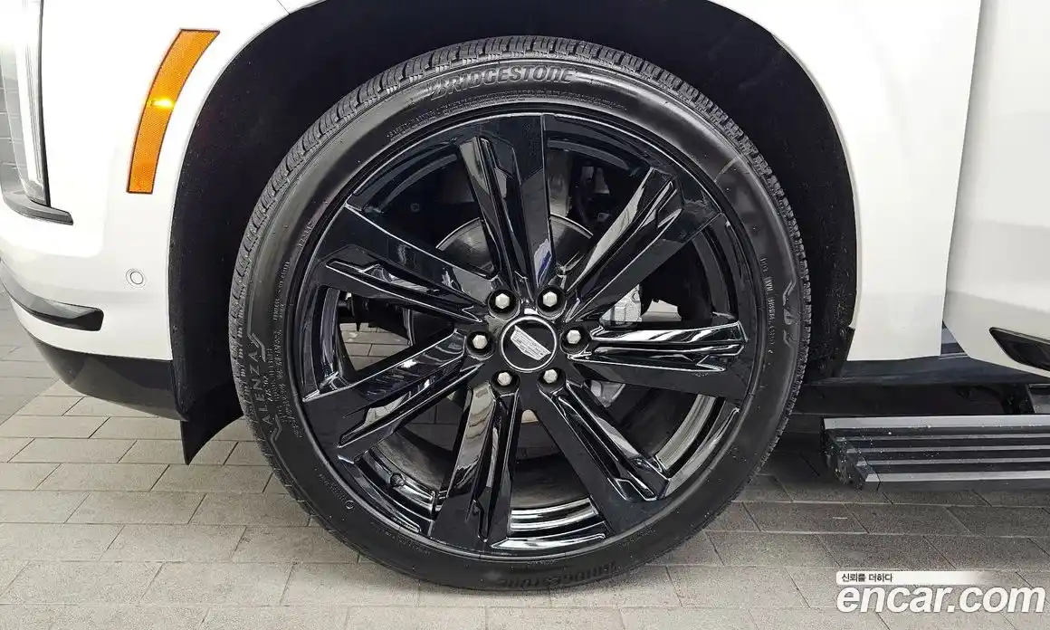 Cadillac Escalade 2025 6.2 Автомат в Москве № 256350, фото 5