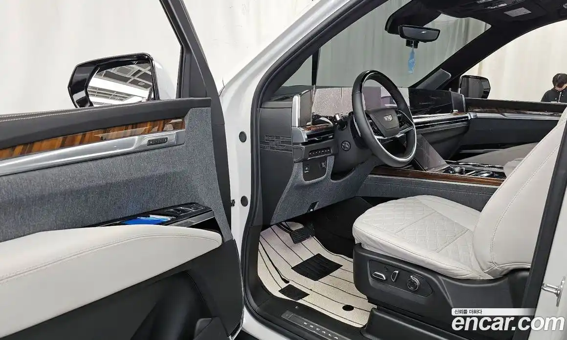 Cadillac Escalade 2025 6.2 Автомат в Москве № 256350, фото 10