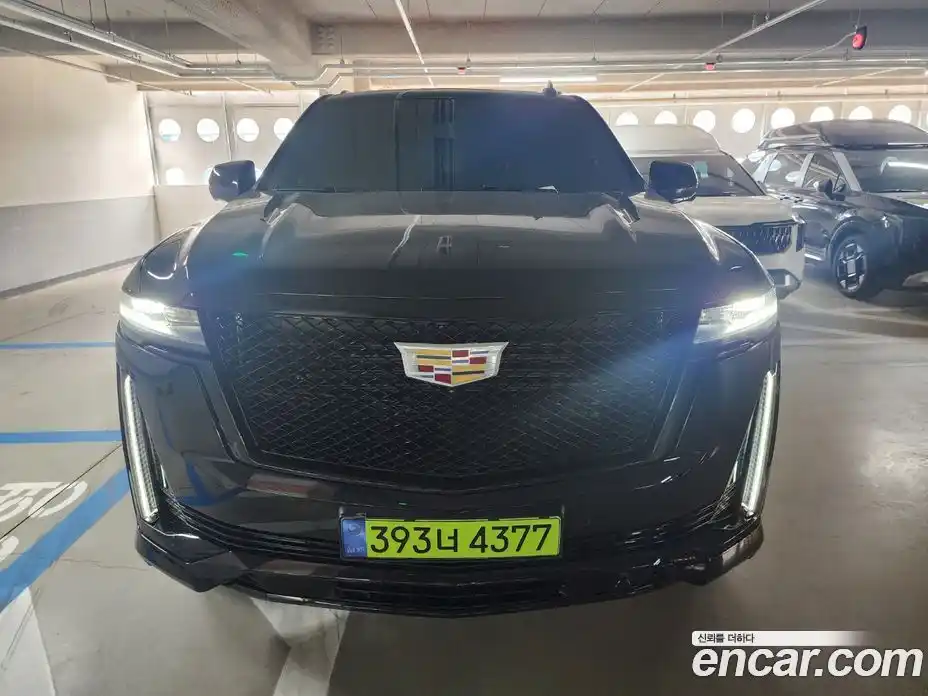 Cadillac Escalade 2023 6.2 Автомат в Москве № 256497, фото 3