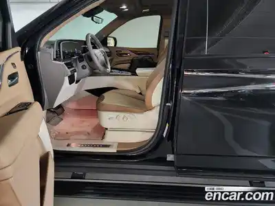 Cadillac Escalade 2023 6.2 Автомат в Москве № 256497, миниатюра 7