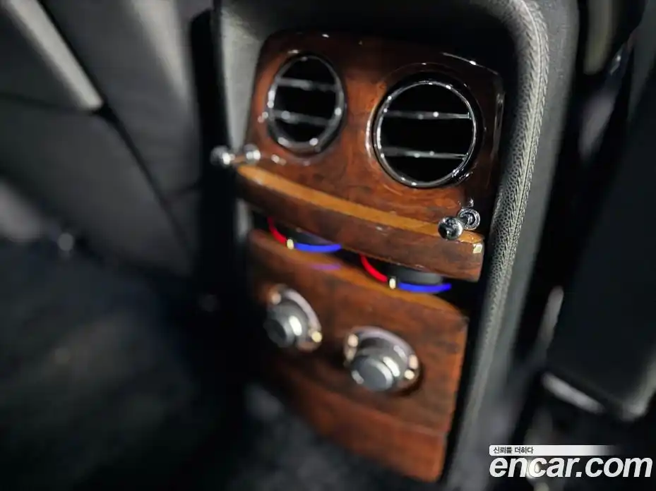 Rolls-Royce Phantom 2007 6.7 Автомат в Москве № 256729, фото 14