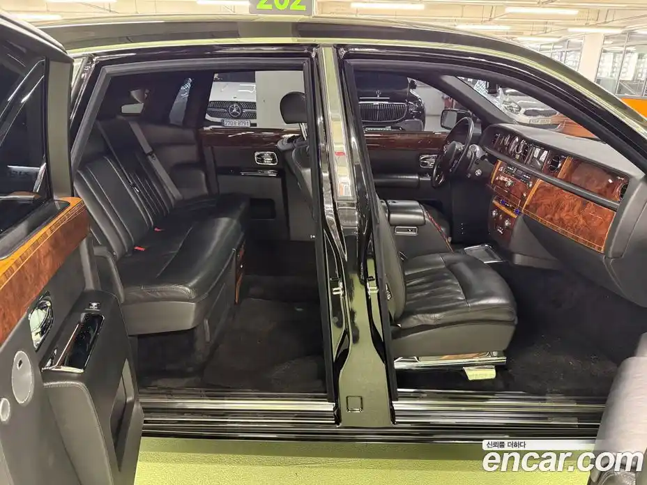 Rolls-Royce Phantom 2007 6.7 Автомат в Москве № 256729, фото 16