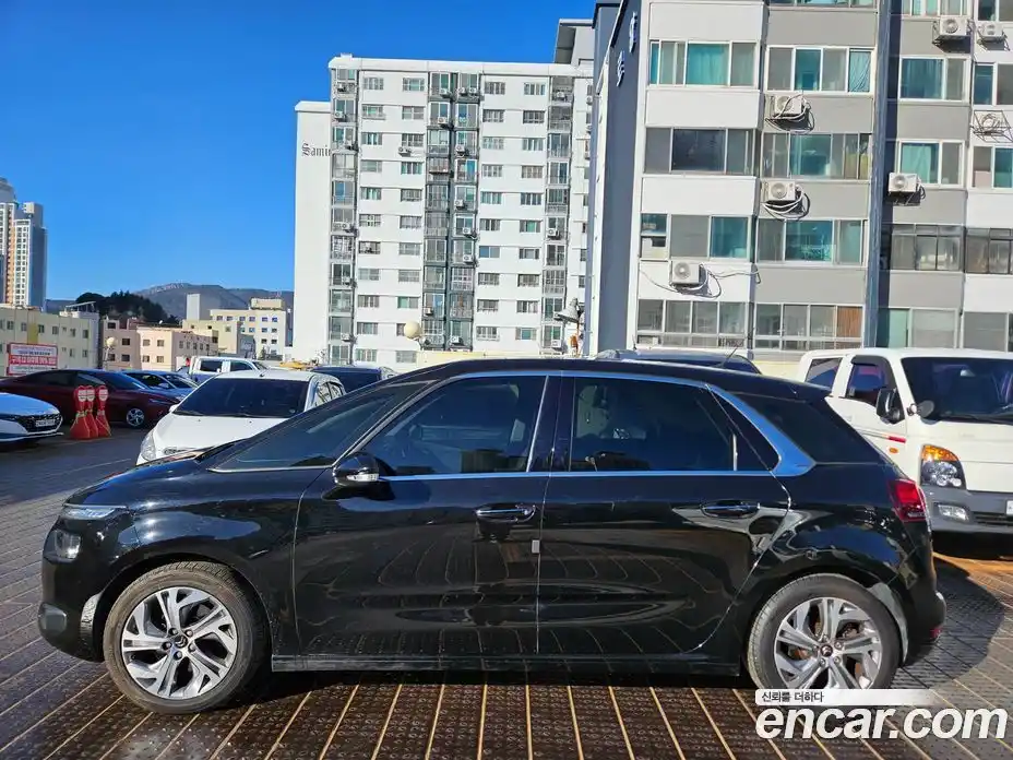 Citroen C4 Picasso 2015 2.0 Автомат в Москве № 257097, фото 3