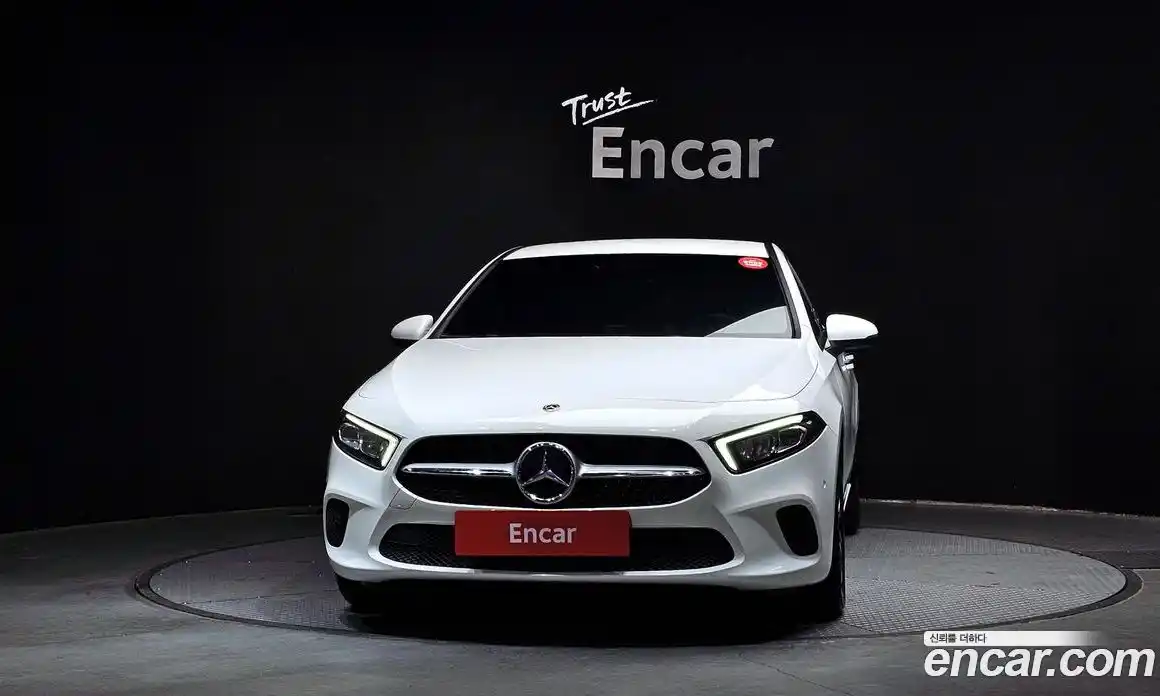 Mercedes-Benz A-Class 2021 2.0 Автомат в Москве № 262915, фото 18