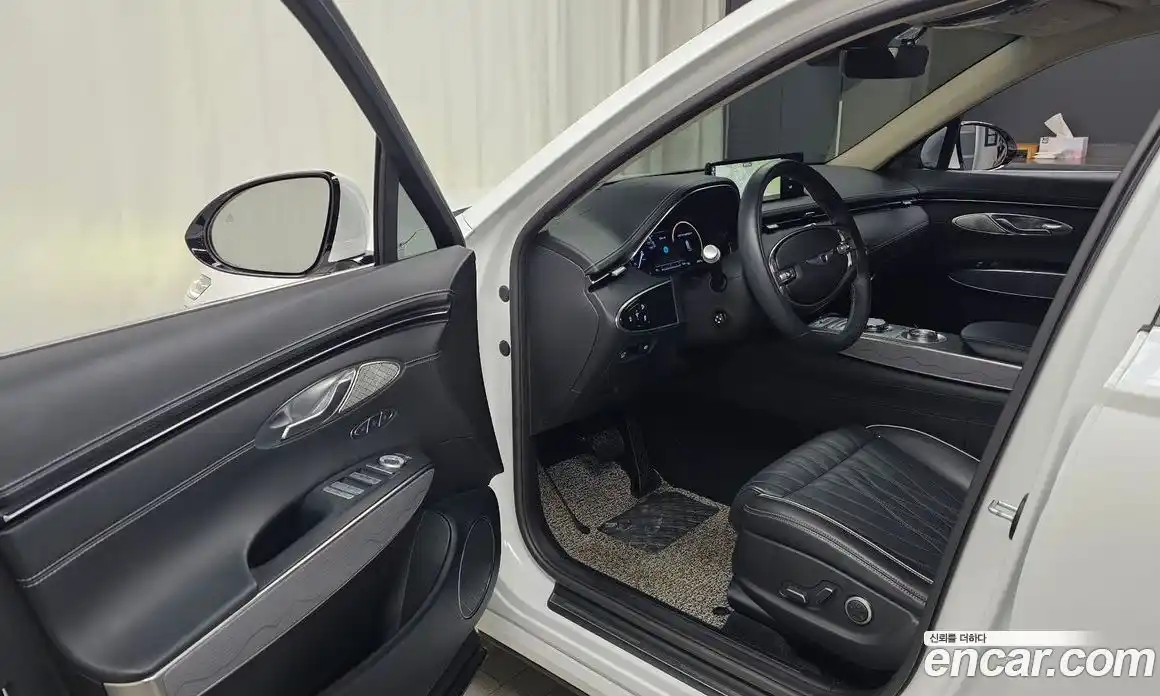 Genesis GV70 2021 2.2 Автомат в Москве № 26389, фото 15