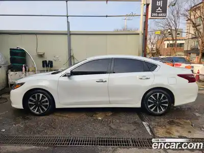 Nissan Altima 2018 2.5 Автомат в Москве № 267193, миниатюра 3